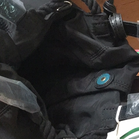 Handbag - Picture 3 of 8